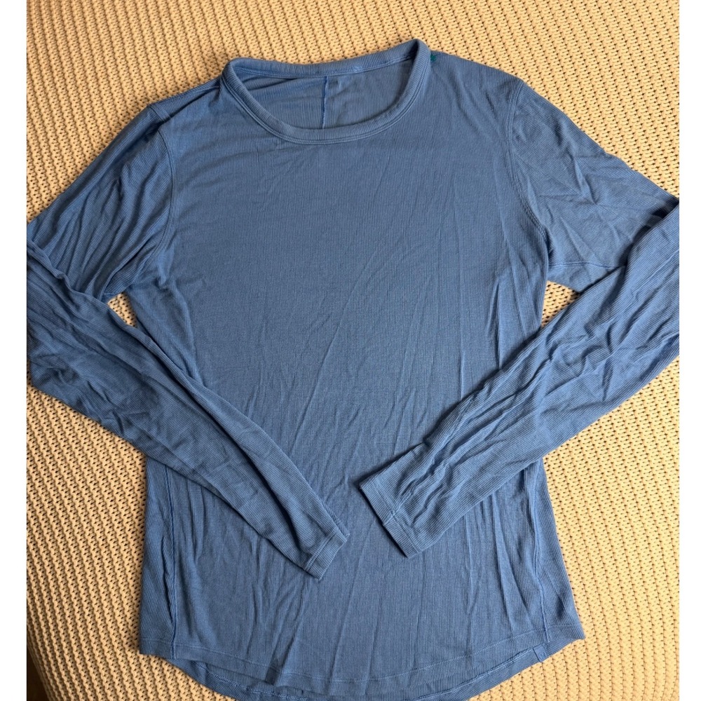 Lululemon Blue Ribbed Knit Long Sleeve Crew Neck Curved Hem Activewear Top 6